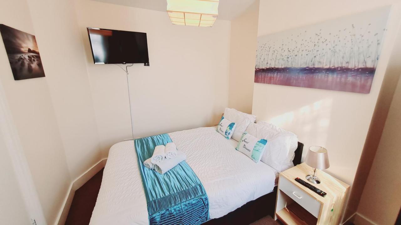 Cedar Villa - Perfect For Longer Stays Chatham  Exterior foto