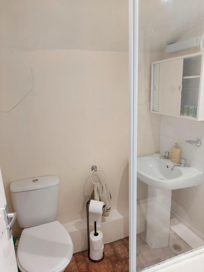 Cedar Villa - Perfect For Longer Stays Chatham  Exterior foto
